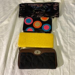 Woman’s wallet and clutch bundle set of 4. Like new
